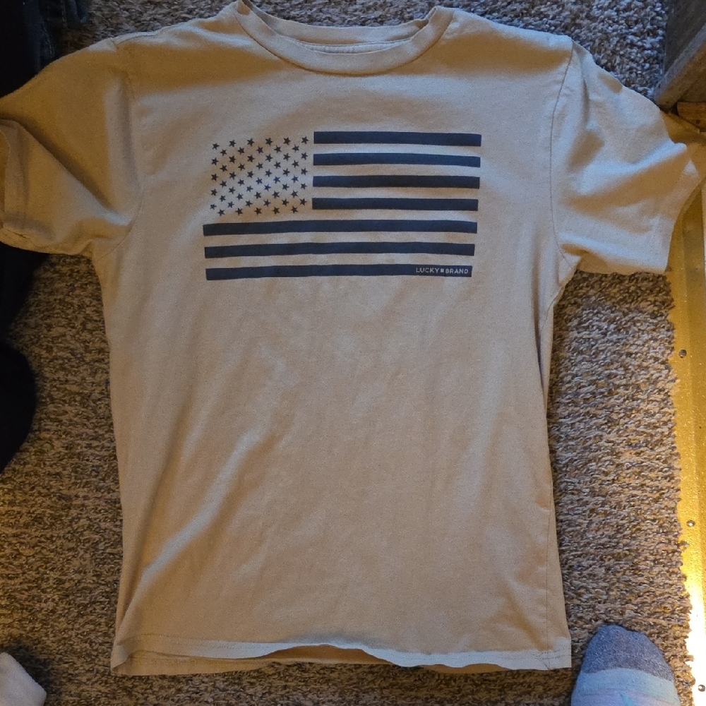 Lucky Brand Beige T-Shirt with American Flag